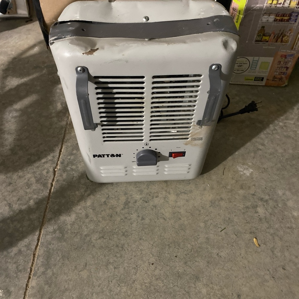 Patton Portable Heater in Gray - Picture 4 of 4